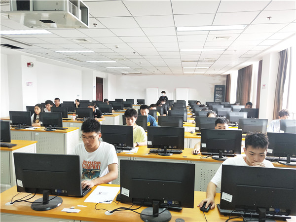 1+X Web前端開發(fā)職業(yè)技能等級證書中級考試圓滿落幕，助推計算機技術(shù)開發(fā)人才培養(yǎng)